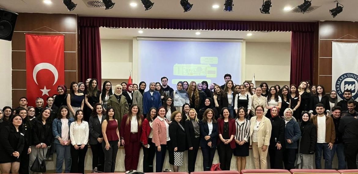 Dünya Laborantlar Günü kutlandı